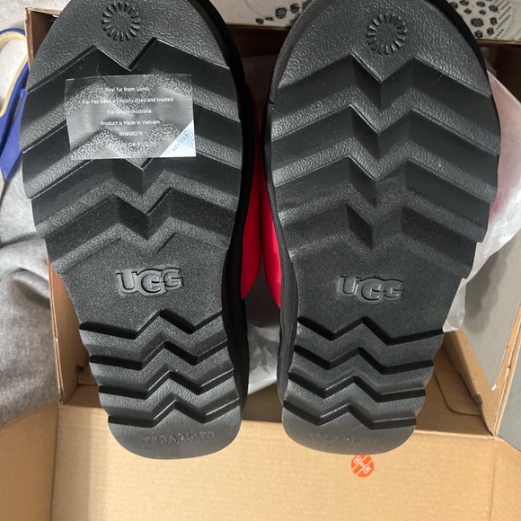 UGG Maxi graphic red slides - Picture 6 of 12